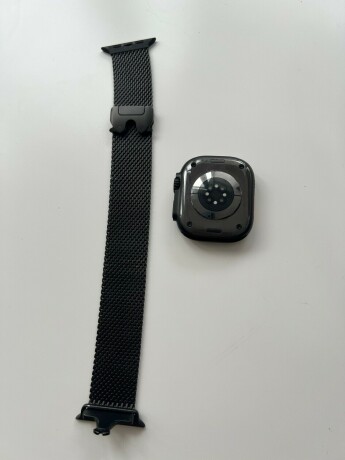 apple-watch-ultra-2-titanio-negro-big-4