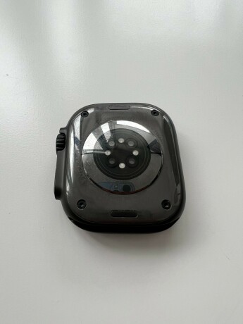 apple-watch-ultra-2-titanio-negro-big-3