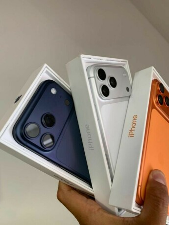 apple-iphone-17-pro-max-iphone-17-pro-iphone-17-iphone-air-iphone-16-pro-max-iphone-16-pro-iphone-16-iphone-16-plus-samsung-galaxy-s26-ultra-big-3