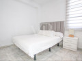 chalet-pareado-en-venta-en-calle-roma-small-8