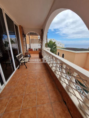 Chalet pareado en venta en Urb. Ocean View, San Eugenio Alto