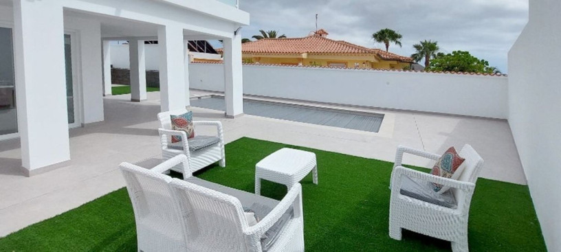 casa-o-chalet-independiente-en-venta-en-chayofa-big-1