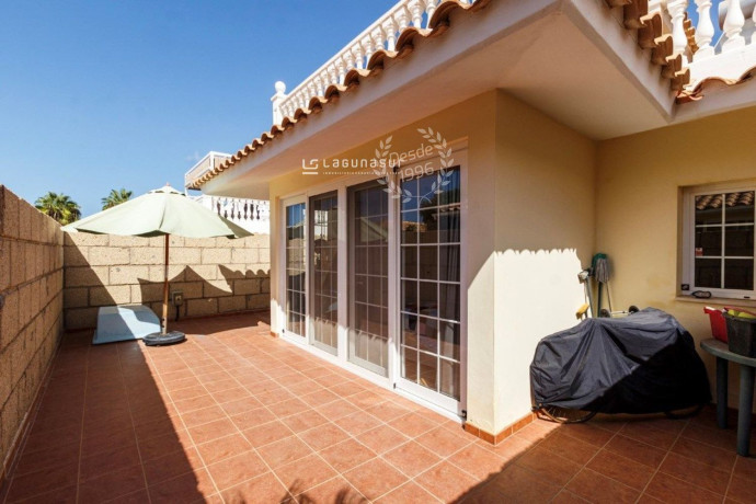 casa-o-chalet-en-venta-en-avenida-el-palm-mar-big-27