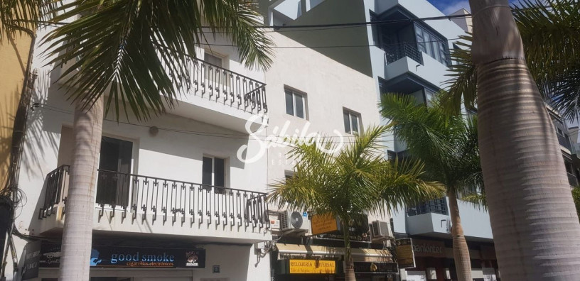 casa-o-chalet-en-venta-en-los-cristianos-big-0