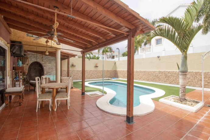 casa-o-chalet-independiente-en-venta-en-calle-salto-del-chopo-7-big-2