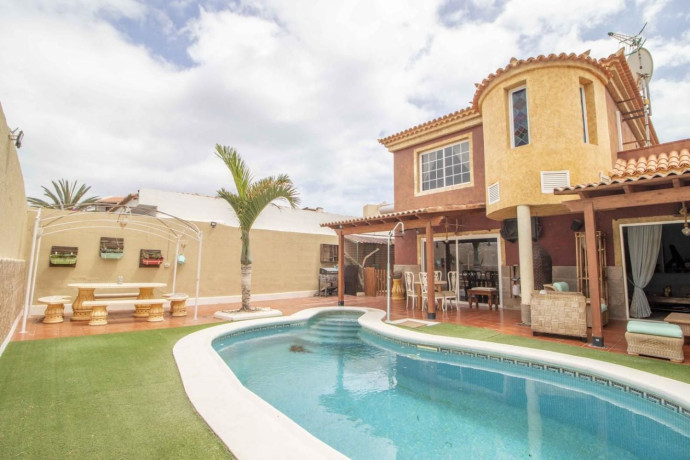 casa-o-chalet-independiente-en-venta-en-calle-salto-del-chopo-7-big-1