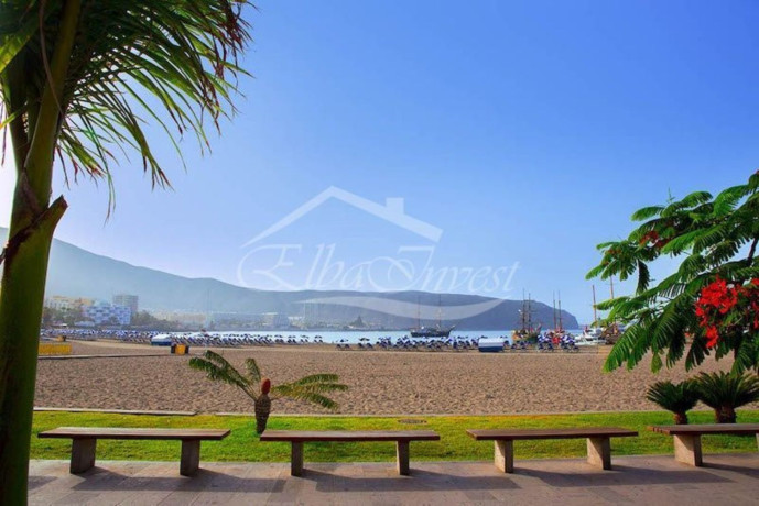 casa-o-chalet-en-venta-en-los-cristianos-big-24