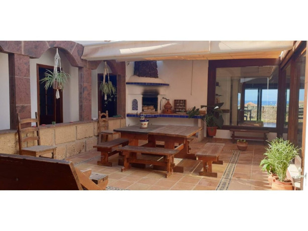 casa-o-chalet-en-venta-en-palm-mar-big-5