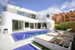 Casa o chalet independiente en venta en La Caleta