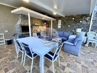 Chalet pareado en venta en calle Pelinor