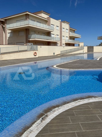 piso-en-venta-en-golf-del-sur-amarilla-golf-big-1