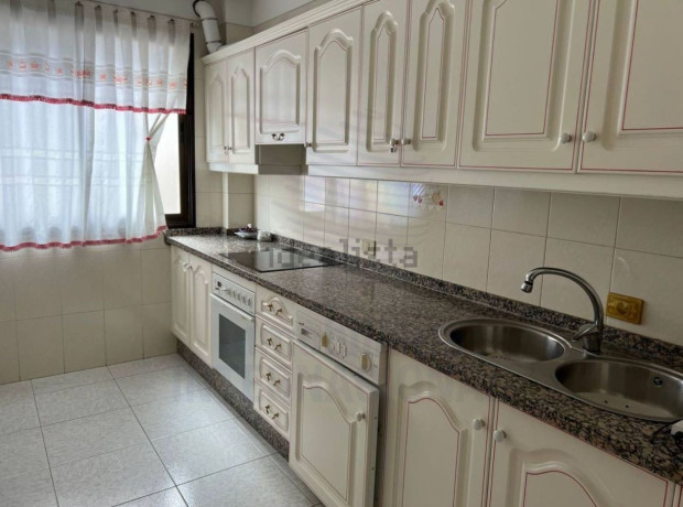 casa-o-chalet-independiente-en-venta-en-avenida-de-venezuela-10-big-6