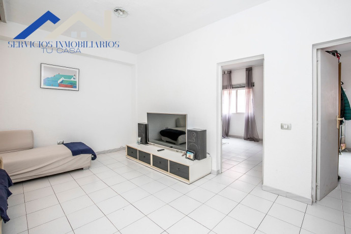 piso-en-venta-en-av-islas-canarias-big-2