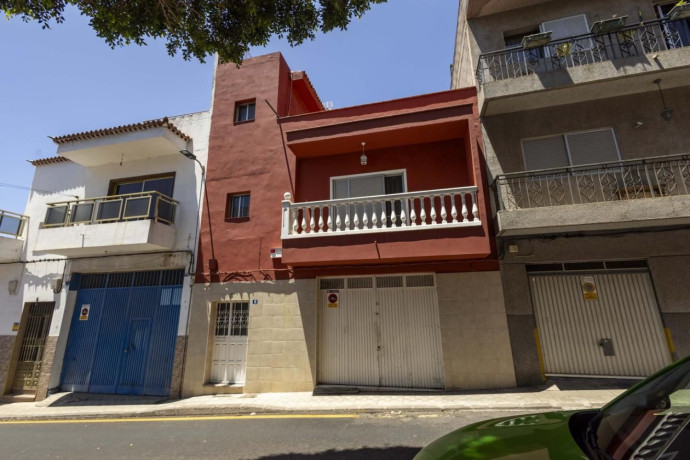 casa-o-chalet-independiente-en-venta-en-calle-san-horacio-5-big-3