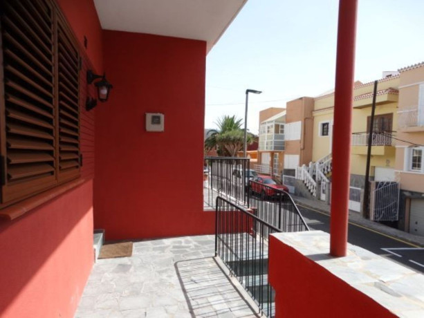 chalet-adosado-en-venta-en-urb-la-higuerita-la-cuesta-big-0