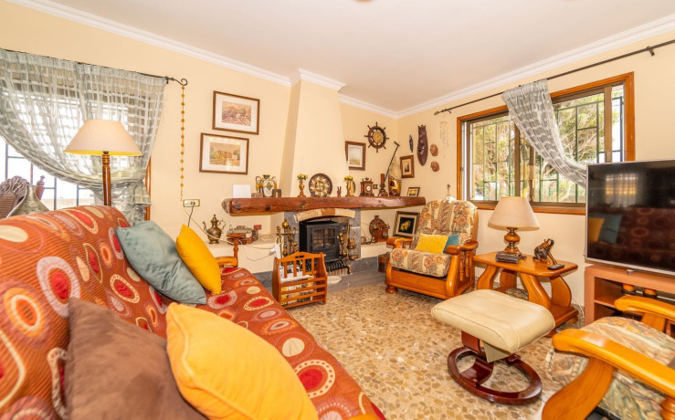 casa-o-chalet-independiente-en-venta-en-calle-juan-de-vera-34-big-9