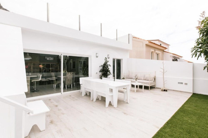 casa-o-chalet-en-venta-en-torviscas-centro-y-alto-big-5