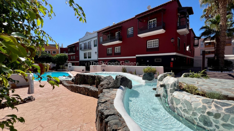 chalet-adosado-en-venta-en-calle-jardin-botanico-big-4