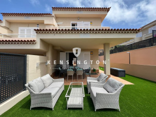 Chalet pareado en venta en Puerto de Santiago