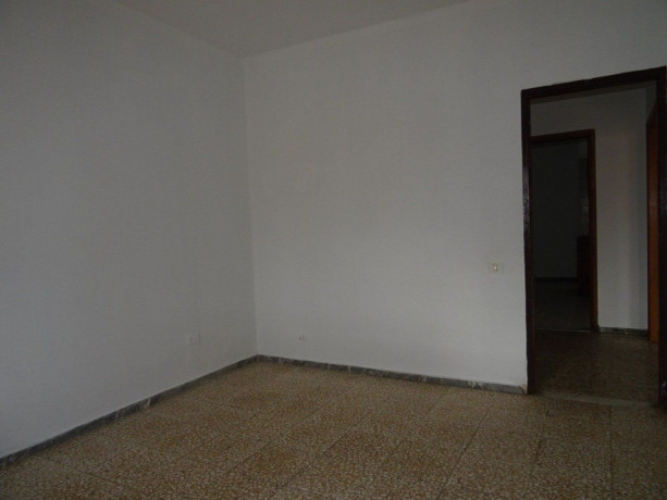 piso-en-venta-en-calle-arzobispo-elias-yanes-48-big-16