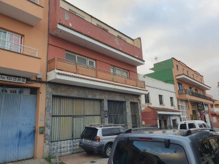 Piso en venta en calle Arzobispo Elias Yanes