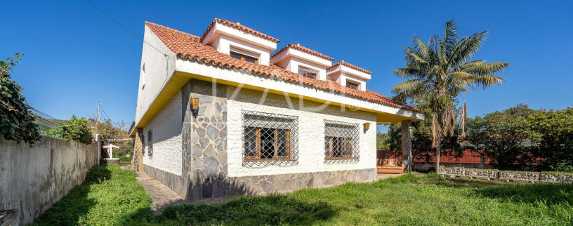 casa-o-chalet-independiente-en-venta-en-urb-san-diego-la-laguna-la-laguna-big-1