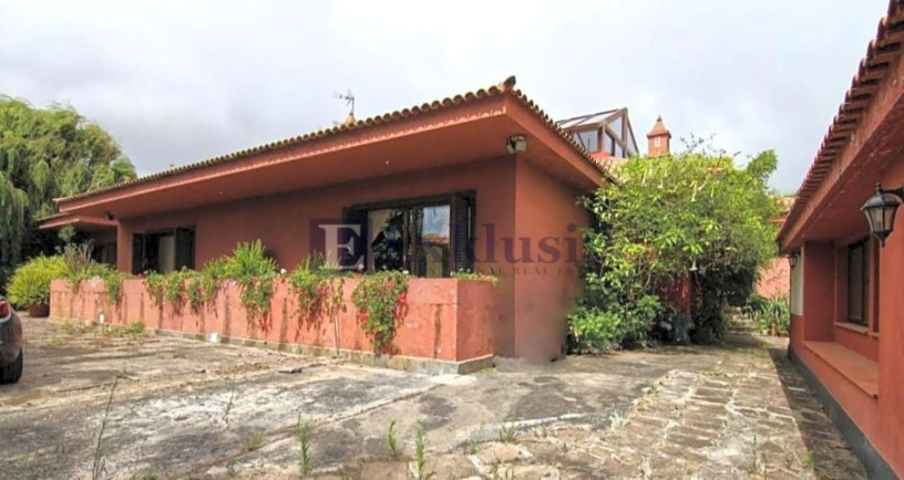 casa-o-chalet-independiente-en-venta-en-la-laguna-big-1