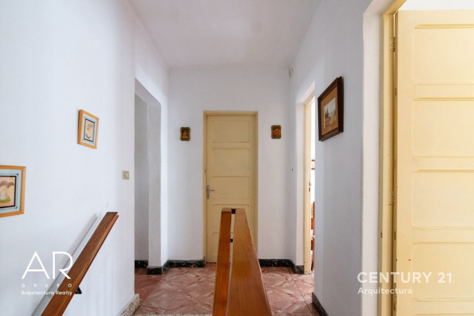 casa-o-chalet-independiente-en-venta-en-calle-san-sebastian-big-11