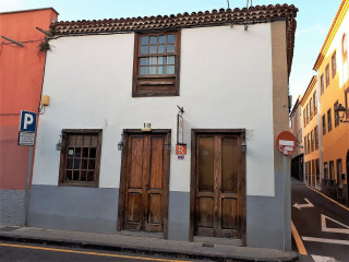 Chalet pareado en venta en calle Marqués de Celada