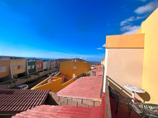 Chalet adosado en venta en calle Azorín