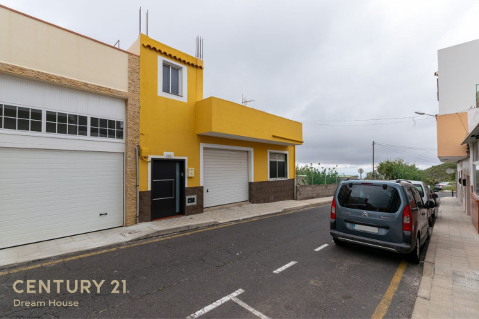 casa-o-chalet-independiente-en-venta-en-granadilla-big-1