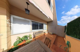 Chalet adosado en venta en San Isidro