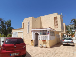 Chalet pareado en venta en Urb. Playa de las Americas, Playa de las Américas