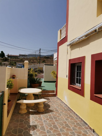 chalet-adosado-en-venta-en-calle-acaymo-23-big-1