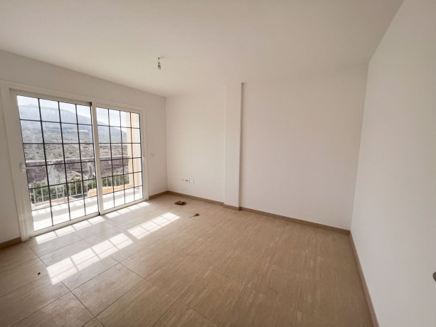 piso-en-venta-en-calle-la-tosca-61-big-4