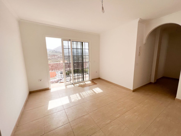 piso-en-venta-en-calle-la-tosca-61-big-2