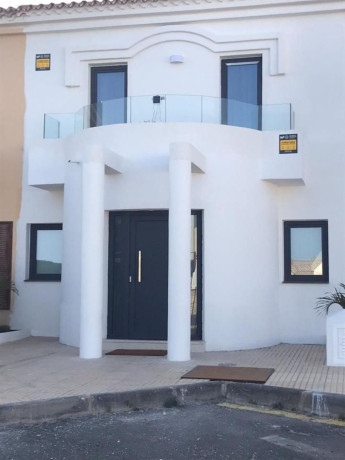 casa-o-chalet-independiente-en-venta-en-avenida-jm-galvan-bello-big-2