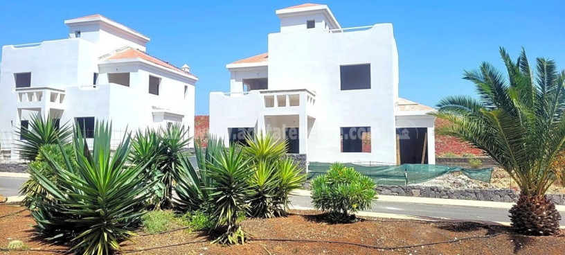 casa-o-chalet-independiente-en-venta-en-golf-del-sur-amarilla-golf-big-3