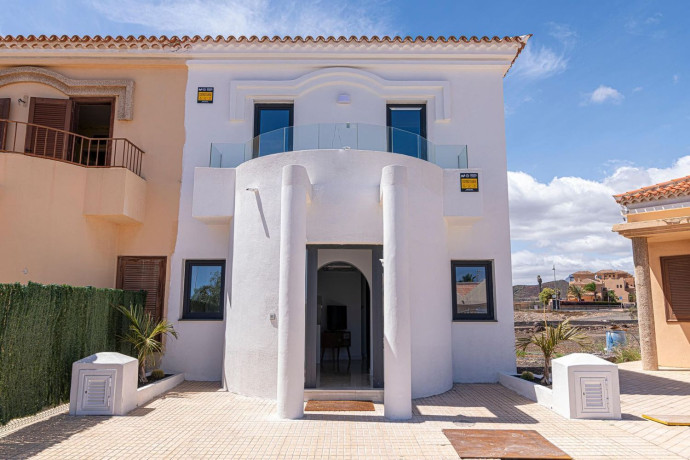 casa-o-chalet-independiente-en-venta-en-golf-del-sur-amarilla-golf-big-2