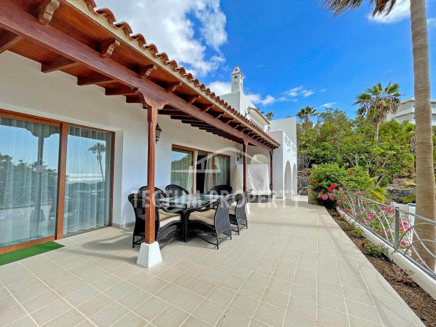 casa-o-chalet-independiente-en-venta-en-avenida-del-atlantico-big-14