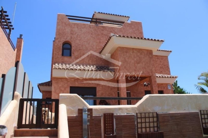 casa-o-chalet-independiente-en-venta-en-golf-del-sur-amarilla-golf-big-2