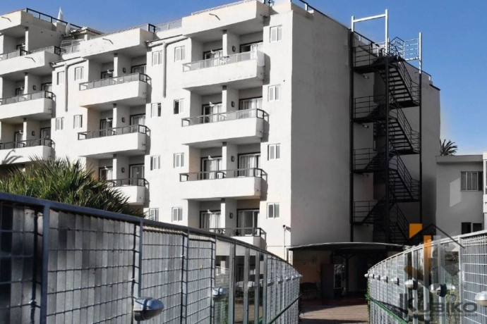 estudio-en-venta-en-calle-isla-de-la-gomera-big-1