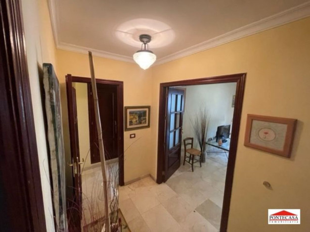 piso-en-venta-en-avenida-reyes-catolicos-4-big-19