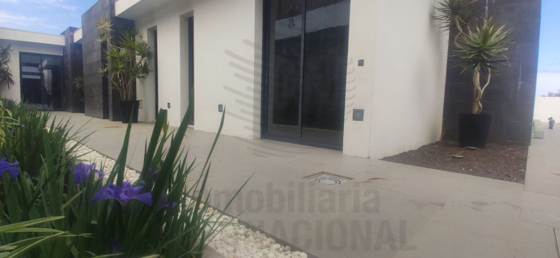 casa-o-chalet-independiente-en-venta-en-calle-isla-de-la-gomera-big-3