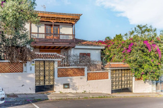 Casa o chalet en venta en Urb. C/ Parque de las Flores Esquilon, Distrito San Antonio - Las Arenas