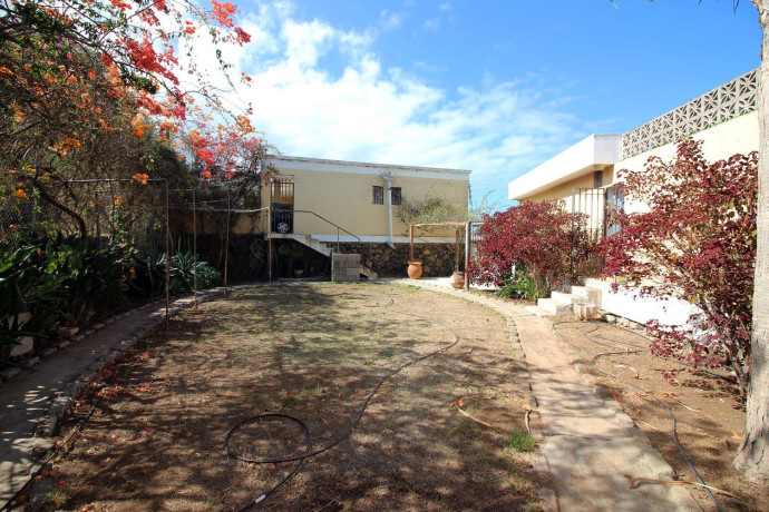 casa-o-chalet-independiente-en-venta-en-calle-las-quinteras-68-big-4