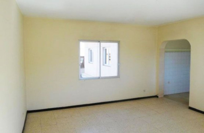 chalet-adosado-en-venta-en-calle-esquilon-big-1