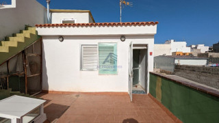 Chalet adosado en venta en calle Isla Bonita