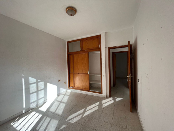 piso-en-venta-en-avenida-emigrante-big-18