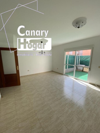 chalet-adosado-en-venta-en-calle-carmen-martin-gaite-big-1